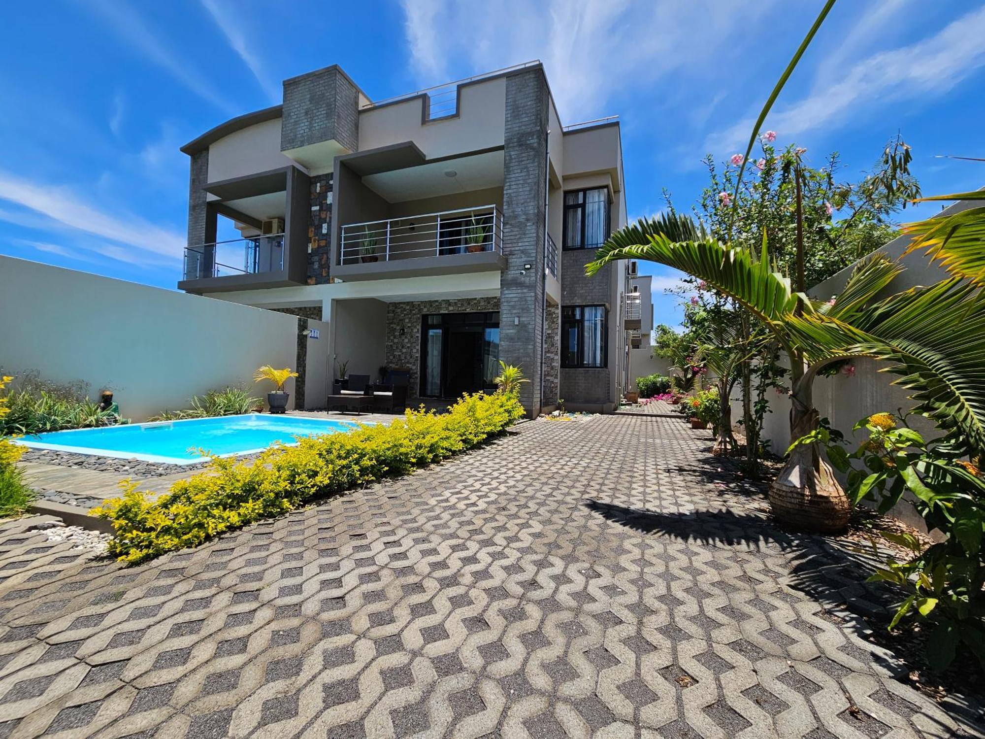 Villa Aahana - Flic En Flac Exterior photo