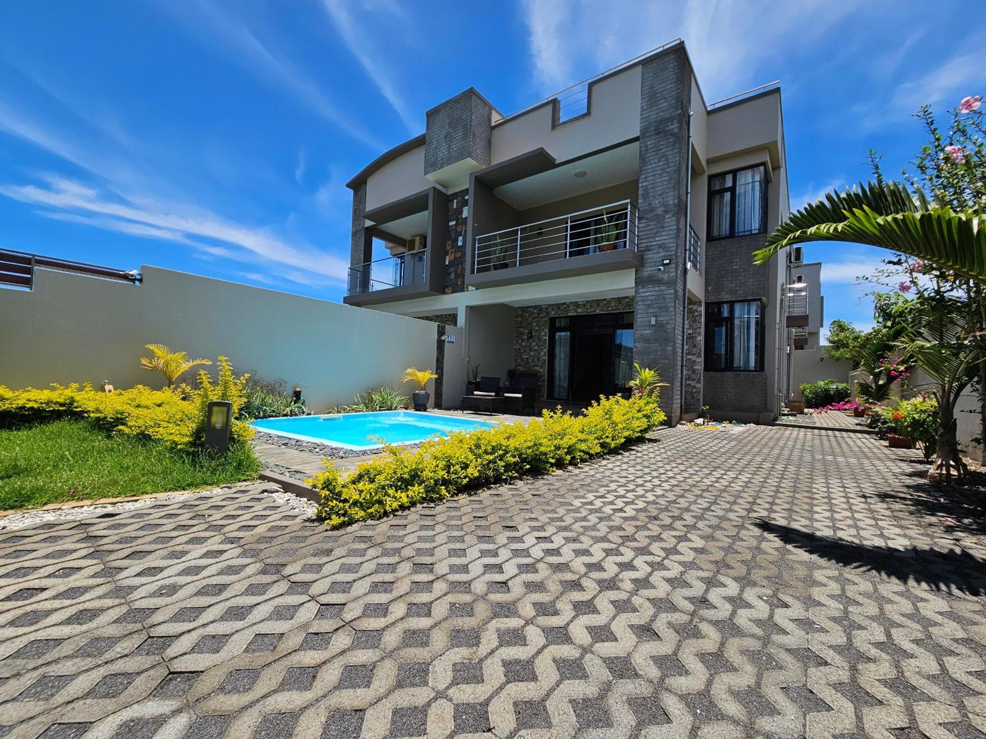 Villa Aahana - Flic En Flac Exterior photo