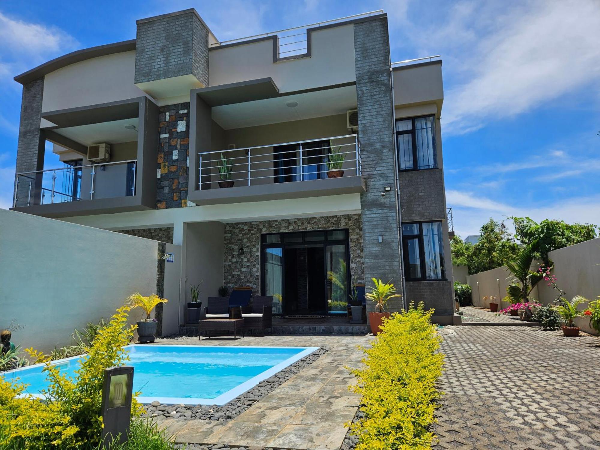 Villa Aahana - Flic En Flac Exterior photo