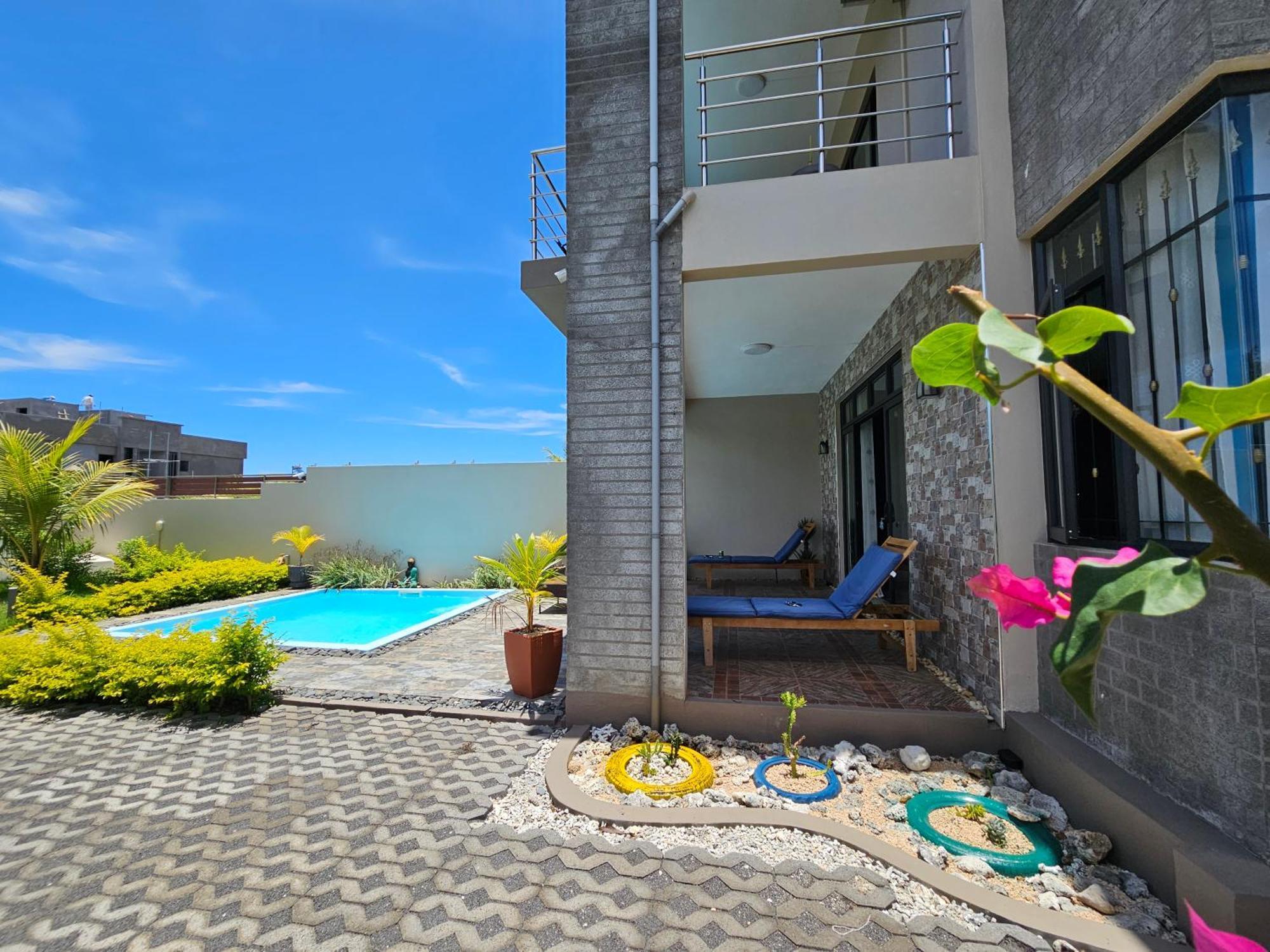 Villa Aahana - Flic En Flac Exterior photo