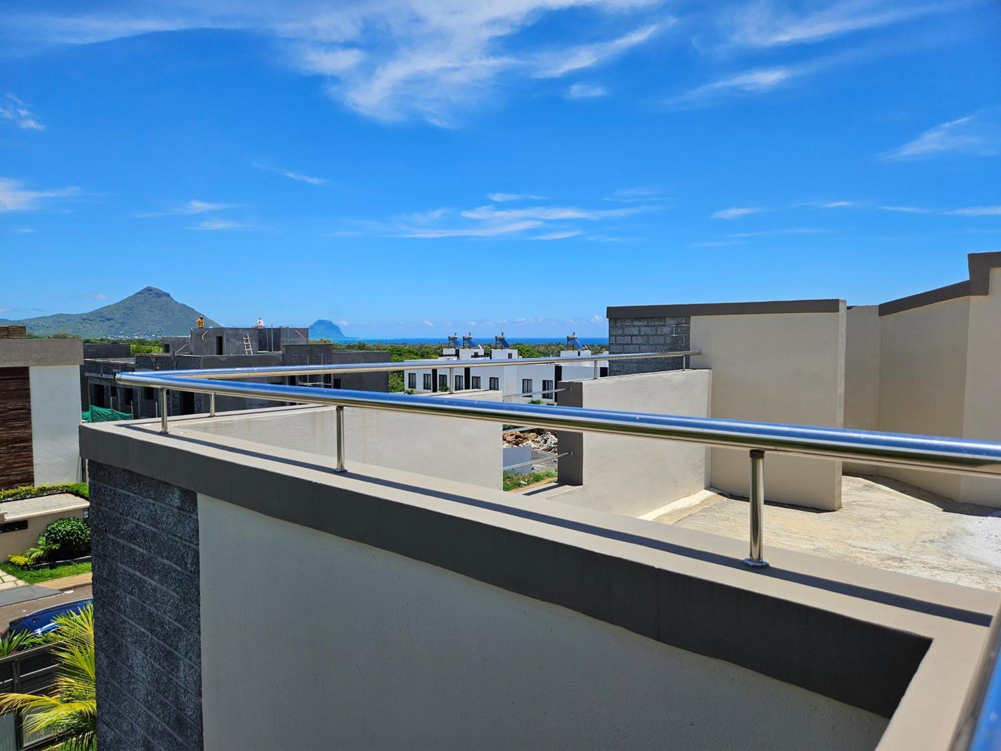 Villa Aahana - Flic En Flac Exterior photo
